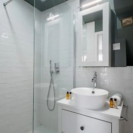 Apartment Veeve - Wood Notes Paris